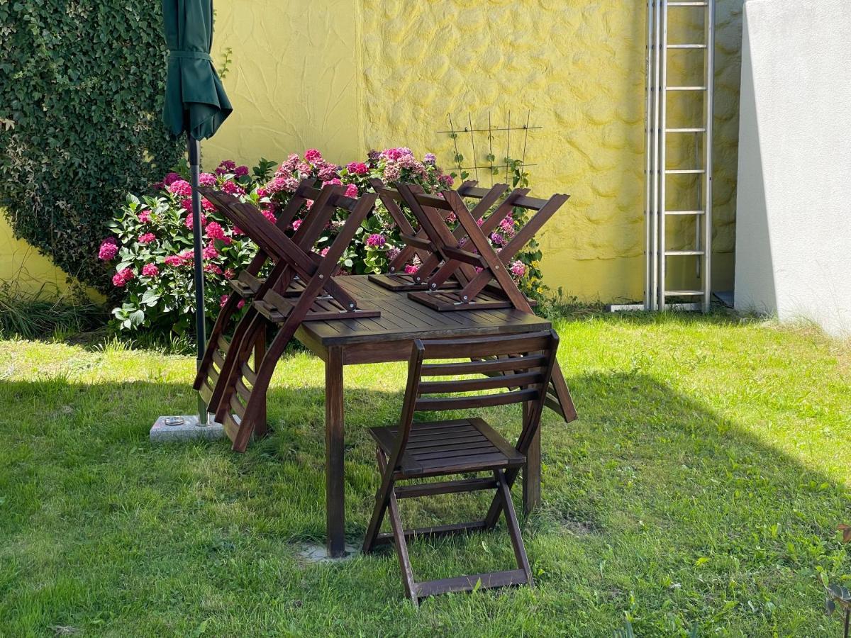 Modernes Studio Mit Separater Kueche Reutlingen Zewnętrze zdjęcie